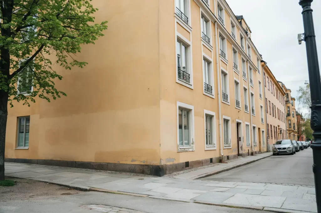 fasadrenovering och f nsterbyte p flerbostadshus i vasastan